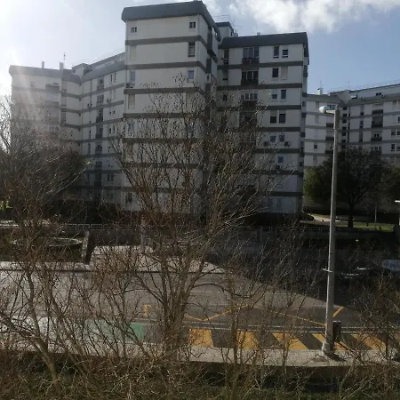 Lägenhet Olivais Metro 1